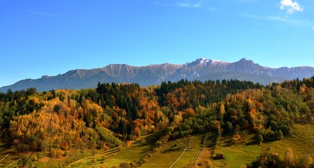 Fototapeta na wymiar autumn in the Cheia area of Brasov county - Romania