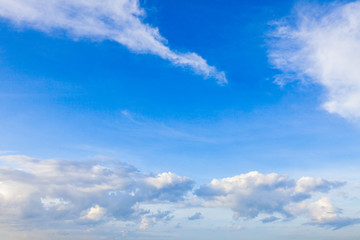 Obraz premium blue sky with clouds background. Cloud and against clear blue sky.