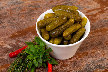 Pickled small cucumbers