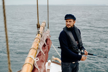 Shipster gone fishing