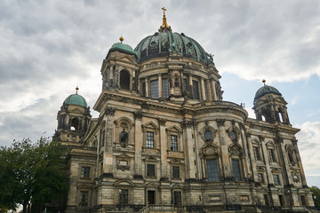 Fototapeta na wymiar historic Evangelical Cathedral in the city of Berlin.