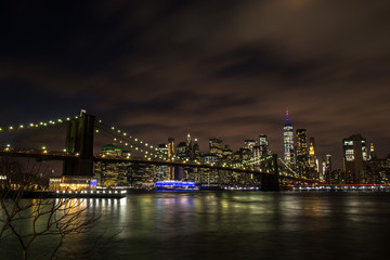 Naklejka na ściany i meble New York Night Skyline
