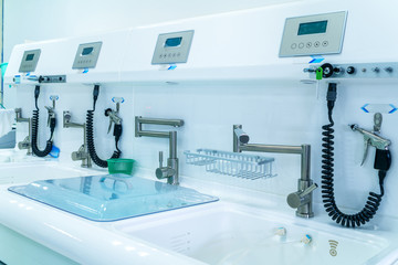 Endoscope cleaning equipment