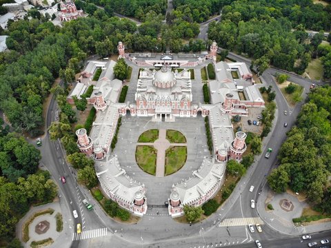 palace in Moscow
