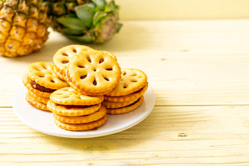 biscuits with pineapple jam