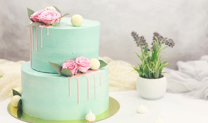 Confectionery flavored cakes for a holiday