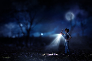 Obraz premium Make her way in darkness. Mixed media