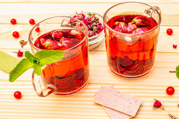 Summer delicious green rose tea