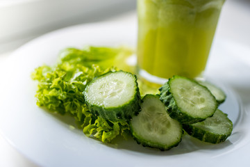 refreshing celery and mint smoothie