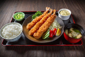 エビフライ定食