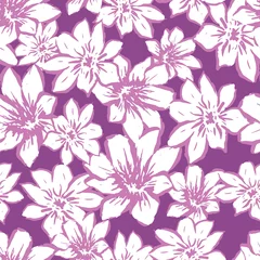Foto op Canvas Vector geschetst bloemenprint in paars. Hand getrokken bloemen naadloze achtergrond in wit en paars. © Nespola Designs