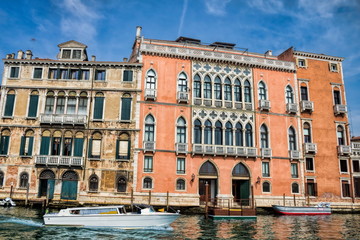 Fototapeta na wymiar palazzo pisani moretta am canal grande in venedig, italien
