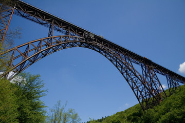 Obraz premium Müngstener Brücke im Bergischen-Land