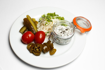 beef tongue in a sauce with salted vegetables and cabbage