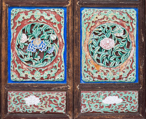 Carving pattern in a traditional Chinese pavilion.