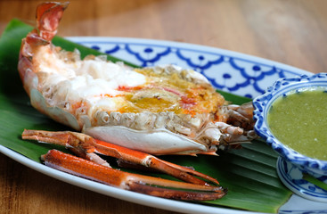 delicious grilled shrimp with spicy sauce