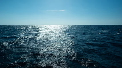 Foto auf Alu-Dibond Horizontal and sea water surface, Dark blue ocean water for natural background © peangdao