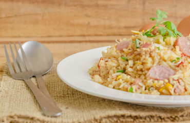 Thai cuisine-Fermented pork fried rice