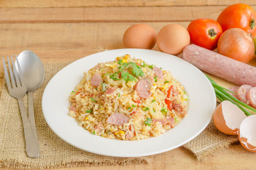 Thai cuisine-Fermented pork fried rice