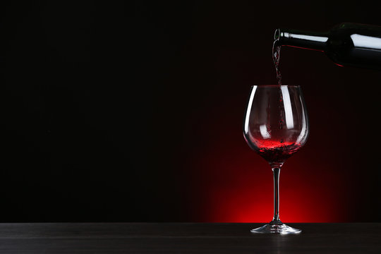 Red Wine Glass Black Background Images – Browse 87,437 Stock Photos,  Vectors, and Video | Adobe Stock
