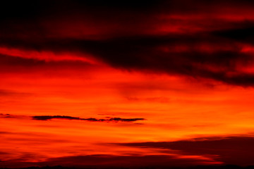 Fototapeta premium sunset on last light sky silhouette cloud in evening