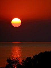 Obraz premium magnificent, magical, wonderful sunset over the sea - Greece, Nikiti - Chalkidikis