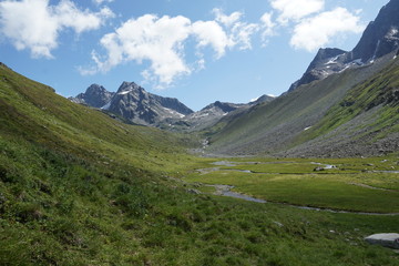 Fototapeta na wymiar Swiss alps, vereina valley in Davos Klosters Graubünden