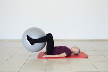 Pilates exercises for cancer treatment.