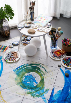 Painting scene, at home, empty scene.