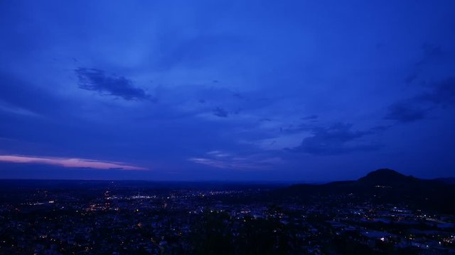 Reutlingen, Deutschland: Pulsierende Stadt in der D&auml;mmerung