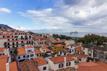 Obraz premium Views of Funchal from the cable car (Madeira)