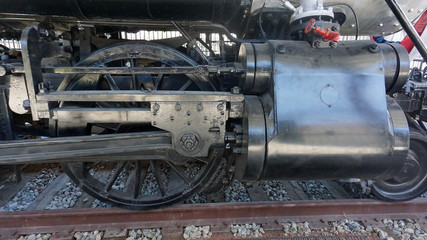 Front right driving wheel and pistons of Mogul 2-6-0 steam locomotive number 1673, built in 1900