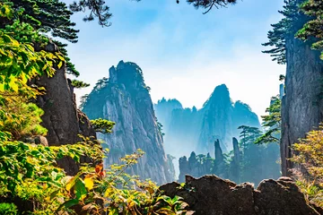 Fotobehang Huangshan Landscape of Mount Huangshan (Yellow Mountains). UNESCO World Heritage Site. Located in Huangshan, Anhui, China.