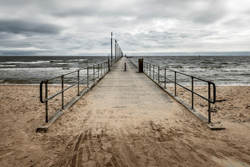 Fototapeta premium Frankston Pier on a cold, wintery day