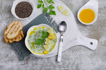 Cold green vegetable soup