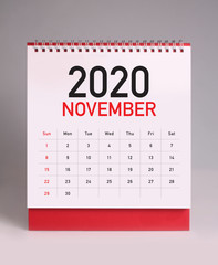 Simple desk calendar 2020 - November