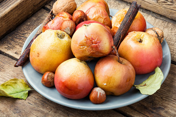 Red baked apples