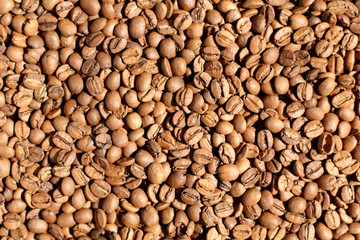 roasted coffee beans background 