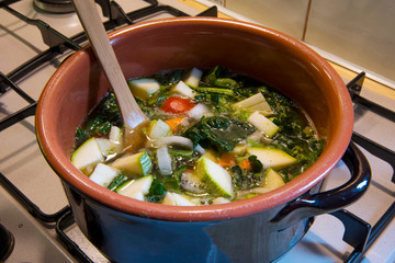 Minestrone sul fornello