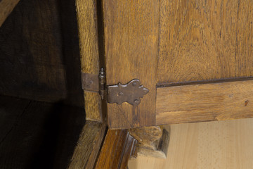 Oak cabinet around 1750, Eichenschrank um 1750