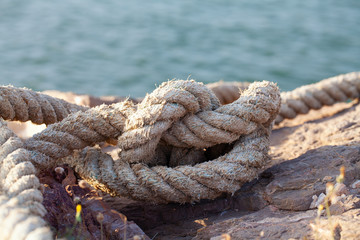 Fototapeta premium naval rope on a pier