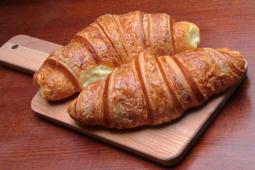 croissants to eat for breakfast