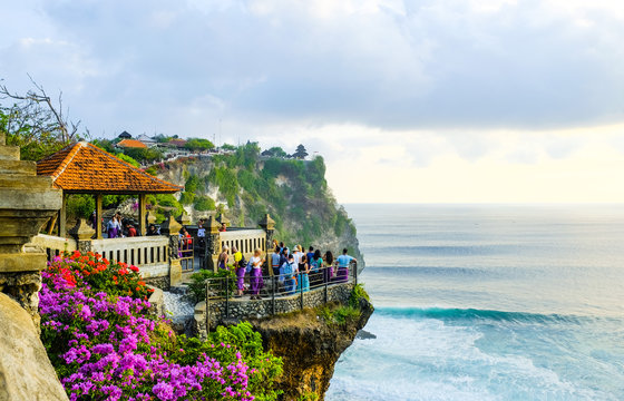 10 Of the Best Must-See Bali Temples - Travelstart.co.za Bali, Water temple, Bal