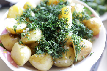 Boiled potatoes with dill