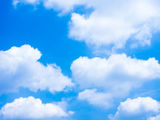 Obraz na płótnie Canvas 青空と雲