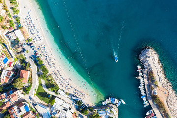 Fototapeta premium Widok z góry pięknej plaży w Kalkan, Turcja