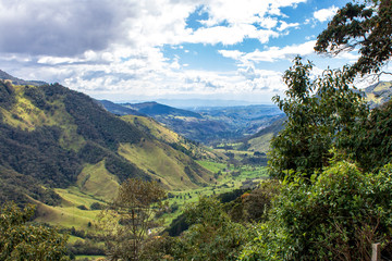 Fototapeta na wymiar view of valley and mountains
