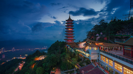 Obraz premium Sunset Of Chin Swee Temple