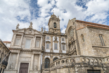 Fototapeta na wymiar Église São Francisco à Porto, Portugal