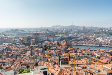 Fototapeta na wymiar Panorama de Porto, Portugal, depuis la Torre dos Clérigos